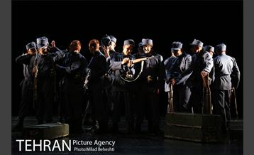 تمرین نمایش شوایک یک سرباز ساده دل‎ 4