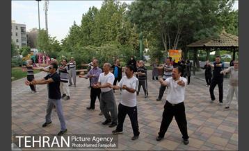 ورزش و نشاط صبحگاهی در بوستان های تهران‎ 12