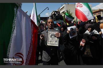 اجتماع مردمی در اربعین رهبر شهید انقلاب - 3 11