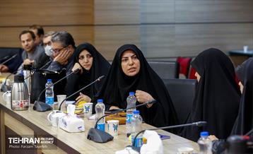 نشست صمیمی دانشجو و شهر در منطقه 5 10