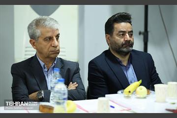نشست خبری شهردار منطقه 5 3