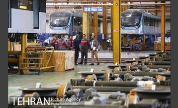 بازدید شهردار تهران از کارخانه واگن سازی تهران 13