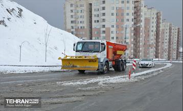 عملیات برف‌روبی در منطقه 2