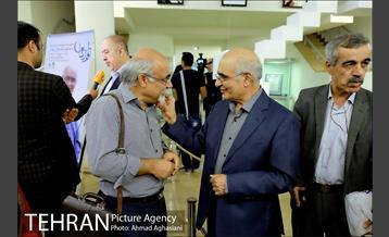 بزرگداشت هوشنگ مرادی کرمانی در تولد ماه 8