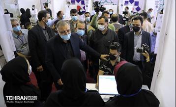 بازدید شهردار تهران از مراکز واکسیناسیون 32