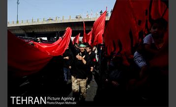 پیاده روی جاماندگان اربعین حسینی(ع) در تهران-2 25