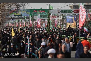 راهپیمایی ۲۲ بهمن در تهران - 3 32