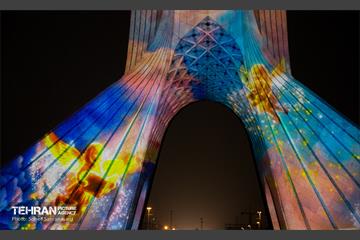 اجرای ویدئو مپینگ روز دختر در میدان آزادی