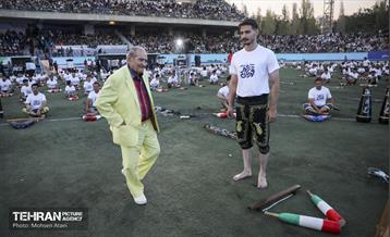 آیین افتتاحیه چهارمین دوره رویداد «قهرمان شهر» 47