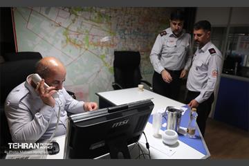 بازدید شهردار تهران از ستاد فرماندهی عملیات آتش نشانی 32