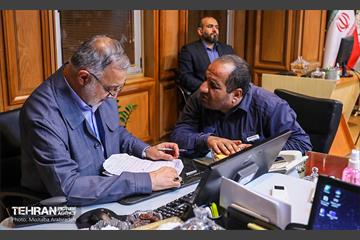 دیدار مردمی شهردار تهران با اهالی منطقه 9