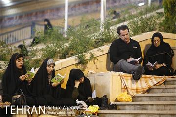 مراسم احیای شب بیست‌ویکم ماه مبارک رمضان در مصلی تهران 9