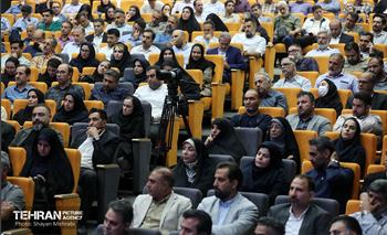 آیین تجلیل از برگزیدگان مناطق 22 گانه 50