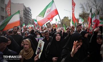 تشییع پیکر مطهر شهدای ناوشکن دنا 2