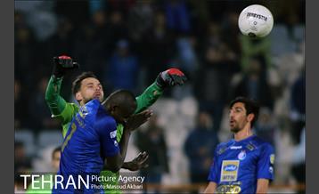 دیدار تیم های استقلال تهران و شاهین بوشهر 2