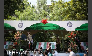 مراسم تشییع پیکرهای مطهر ۱۵۰ شهید تازه‌ تفحص‌ شده دفاع مقدس  - ۲ 8