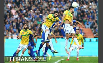 دیدار تیم های استقلال تهران و نفت آبادان  23