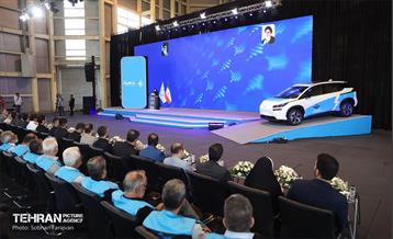 مراسم رونمایی از سامانه تاکسی برخط شهرزاد 35