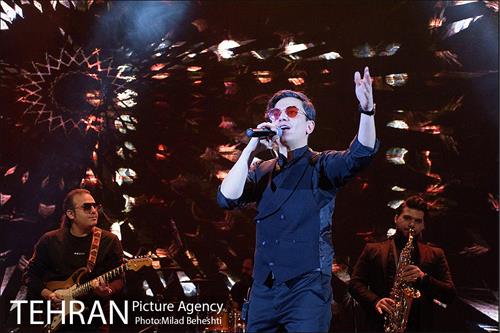 کنسرت محسن ابراهیم زاده 10