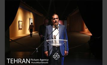 نمایشگاه آثار ناصر اویسی در موزه هنرهای معاصر تهران‎ 1