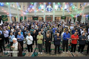 نماز عید فطر در مهدیه تهران 26