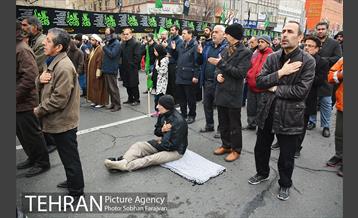 تجمع عزاداران فاطمی در میدان هفت تیر 15