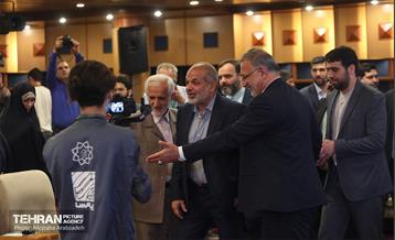 افتتاح نمایشگاه شهرهای خواهرخوانده و توانمندی های مدیریت شهری تهران