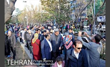 بازدید شهردار تهران از نوروزگاه بلوار کشاورز 21