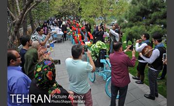 نوروزگاه هنر در پیاده‌راه بلوار کشاورز 31