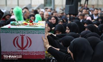 مراسم تشییع شهیده فائزه رحیمی در هوافضای سپاه 11