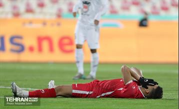 دیدار تیم های فوتبال پرسپولیس و ذوب آهن  10