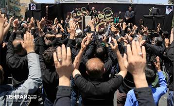 عزاداری شهادت امام صادق (ع) در میدان صادقیه 29