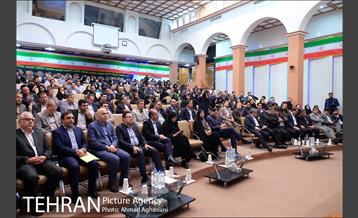 رونمایی از سرویس های هوشمند شهرسازی در «تهران من» 17