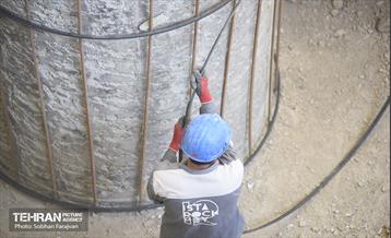 پروژه مقاوم‌سازی پل تقاطع بزرگراه همت و رودخانه کن 13