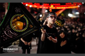 عزاداری شب چهارم محرم در هیئت ریحانة الحسین 49