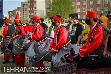 کاروان نوروزی در منطقه 17