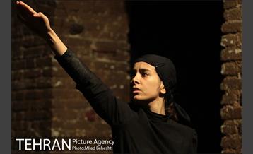 نمایش کلفت ها‎ 6