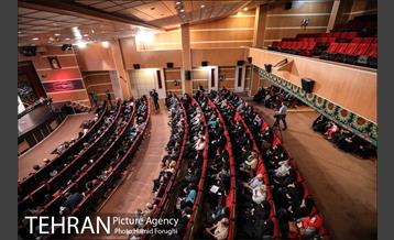 آخرین شب از چهارمین دوره شب های شعر "بر آستان اشک" 19