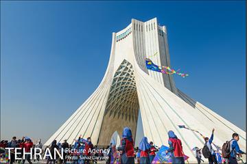 همایش زنگ تحرک و جشنواره بادبادک ها در میدان آزادی 23