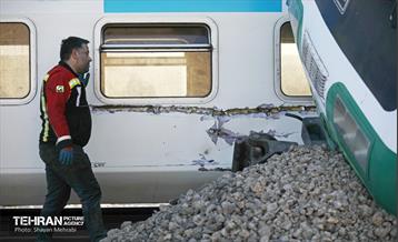 برخورد دو قطار متروی کرج - تهران 32