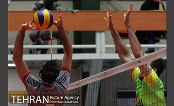 دیدار تیم های والیبال بانک سرمایه و کاله