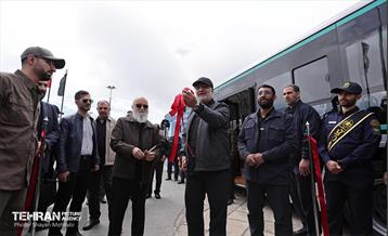 رونمایی از ۵۰ اتوبوس برقی و ۳۵ اتوبوس دوکابین 34