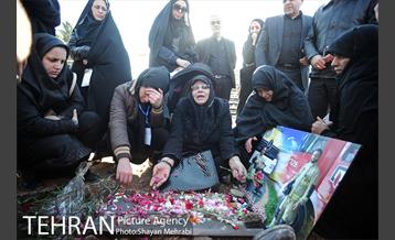 تشییع شهدای آتش نشان  در بهشت زهرا(س) -4 41