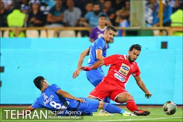 دیدار استقلال و پرسپولیس در لیگ برتر فوتبال 17