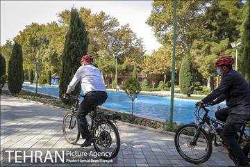 بازدید سفرای اروپایی و شهردار تهران از موزه صلح 1