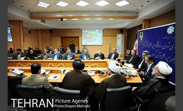 تجلیل شهردار تهران از دست اندرکاران غرفه شهرداری تهران در نمایشگاه قرآن  3