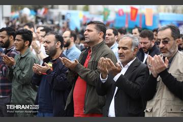 نماز عید سعید فطر در مصلای تهران 31