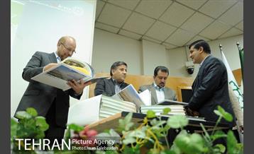 آیین رونمایی از کتاب "تهران از بالا" با حضور شهردار تهران 11