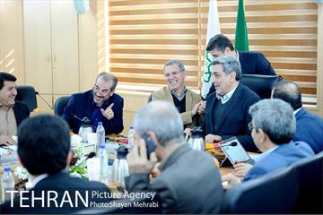 نشست شورای معاونان و مشاوران با حضور شهردار تهران 14