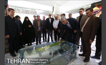 بازدید شهردار از پروژه های سازمان بهشت زهرا 12